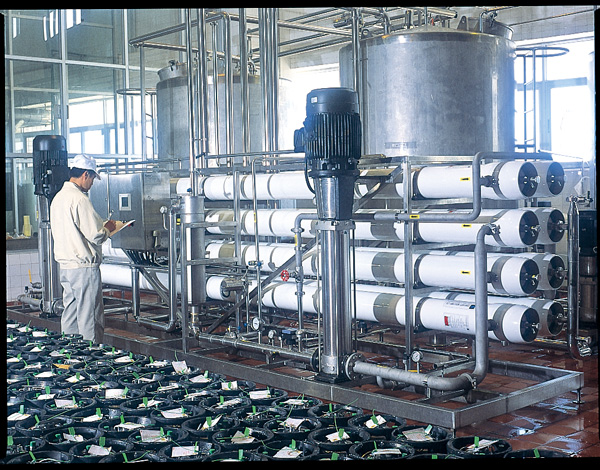 氣浮機如何正確關(guān)機？除去污泥的正確操作是什么？